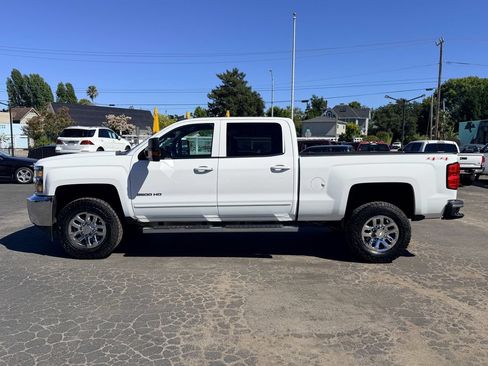 Used 2015 Chevrolet Silverado 2500 LT AWD/4WD image 8