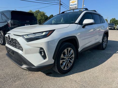 Used 2023 Toyota RAV4 Limited AWD/4WD image 2