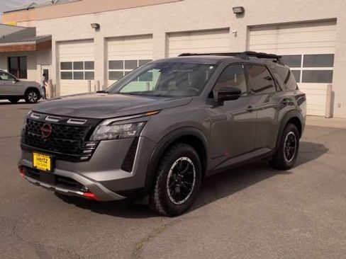 Used 2026 Nissan Pathfinder Rock Creek AWD/4WD image 5