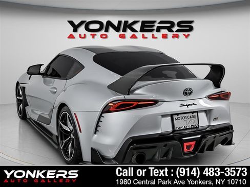 Used 2022 Toyota Supra Premium image 7
