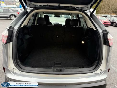 Certified 2022 Ford Edge Titanium image 8