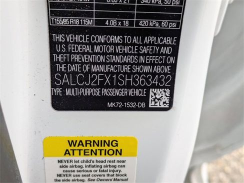 Used 2025 Land Rover Discovery Sport S image 22