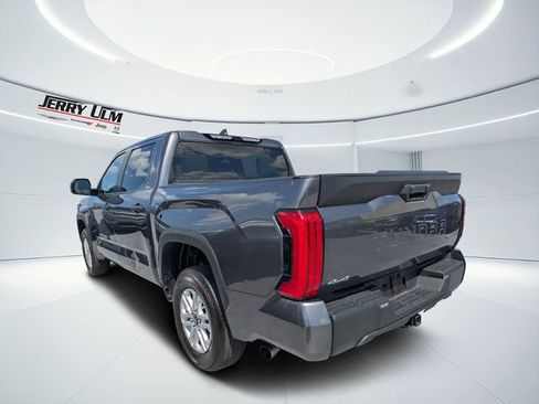 Used 2025 Toyota Tundra SR5 AWD/4WD image 5