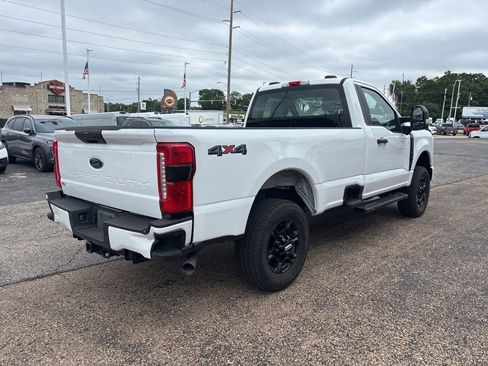 Used 2024 Ford F250 XL w/ STX Appearance Package AWD/4WD image 7