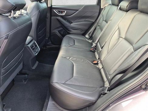 Used 2024 Subaru Forester Touring AWD/4WD image 18