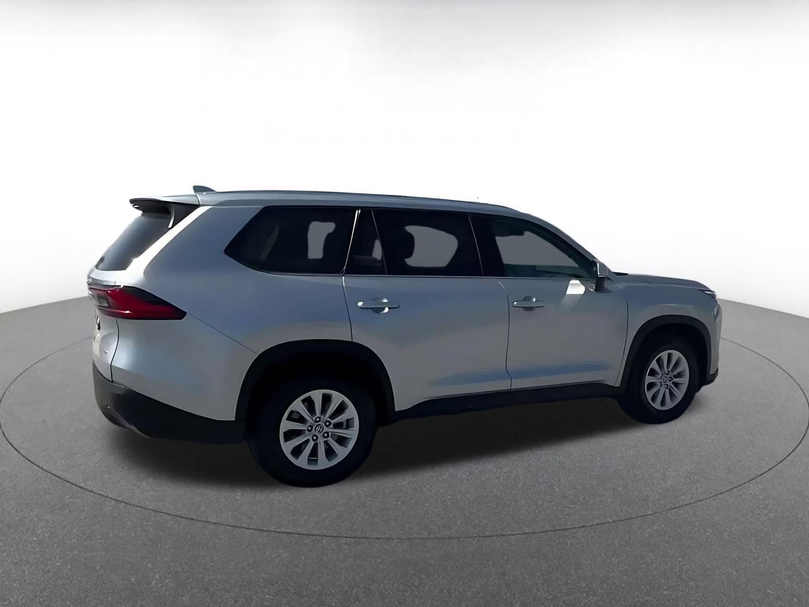Used 2024 Toyota Grand Highlander AWD image 14
