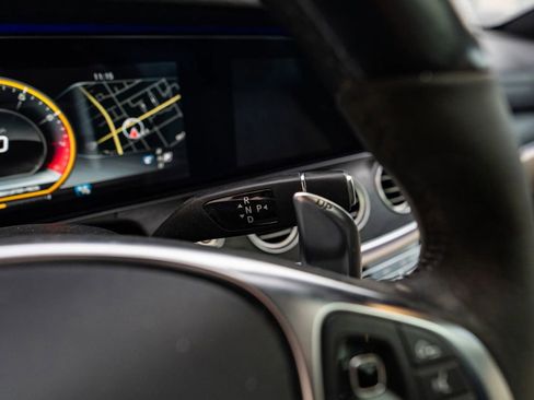 Used 2018 Mercedes-Benz E 63 AMG S image 38