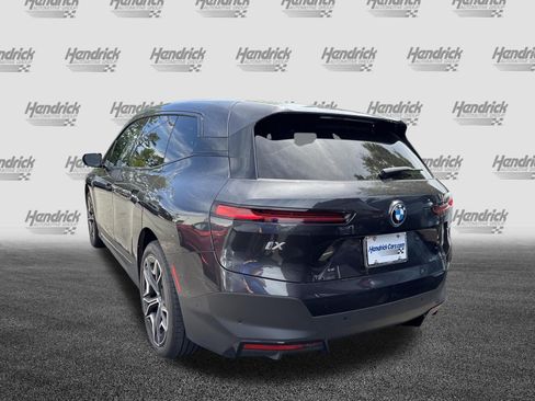Certified 2024 BMW iX xDrive50 w/ Premium Package AWD/4WD image 7