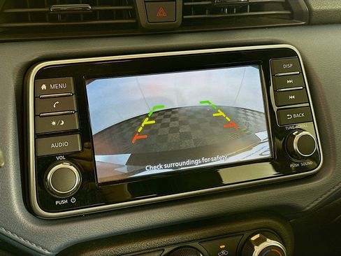 Used 2025 Nissan Versa SV FWD image 21