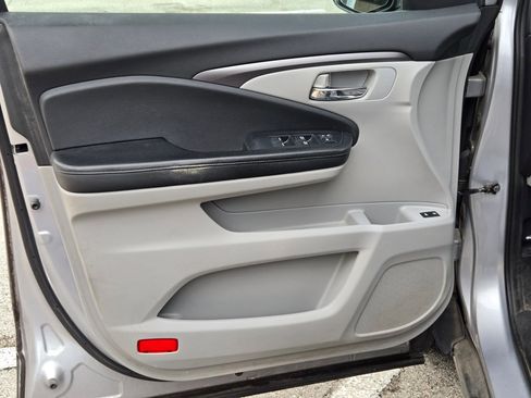 Used 2016 Honda Pilot EX-L image 10