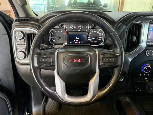 Used 2022 GMC Sierra 1500 SLT w/ SLT Premium Package AWD/4WD image 21