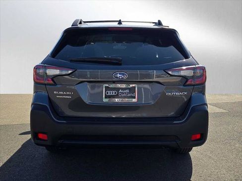 Used 2025 Subaru Outback Premium w/ Popular Package #1A AWD/4WD image 4