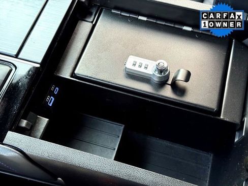 Used 2022 Toyota Tundra Platinum image 27