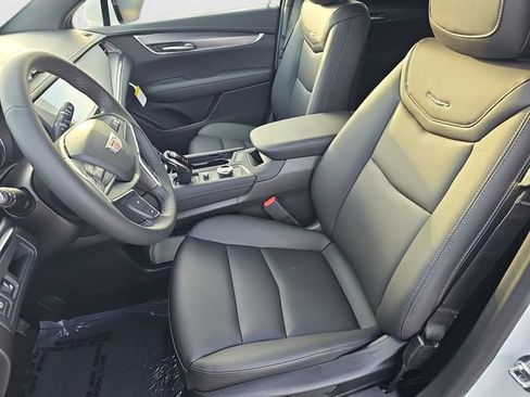 Used 2026 Cadillac XT5 Luxury w/ LPO, Floor Liner Package AWD/4WD image 15