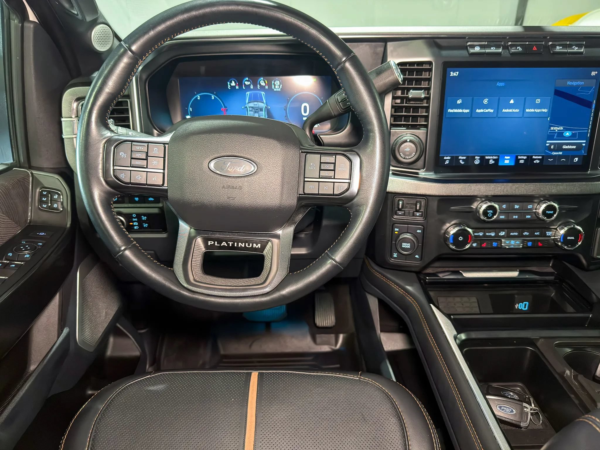 Used 2023 Ford F350 Platinum w/ FX4 Off-Road Package AWD/4WD image 16