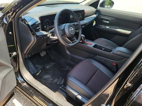 New 2025 Nissan Kicks SR w/ Illumination Package image 20