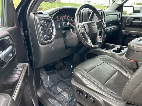 Used 2019 Chevrolet Silverado 1500 LTZ w/ LTZ Plus Package AWD/4WD image 5