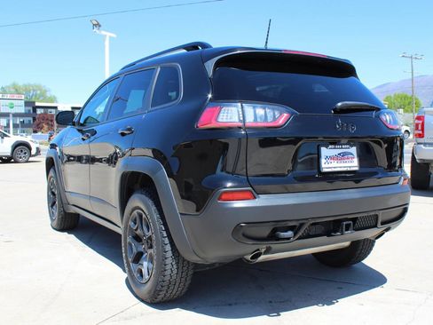 Used 2022 Jeep Cherokee Latitude w/ Sun & Sound Group AWD/4WD image 37