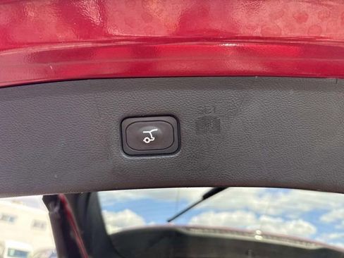 Used 2021 Ford Edge ST w/ Equipment Group 401A AWD/4WD image 8