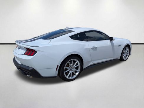 Used 2024 Ford Mustang GT Premium RWD image 4