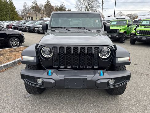 Used 2023 Jeep Wrangler Unlimited w/ Cold Weather Group image 9