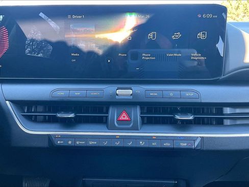 Used 2025 Kia K4 LXS image 31