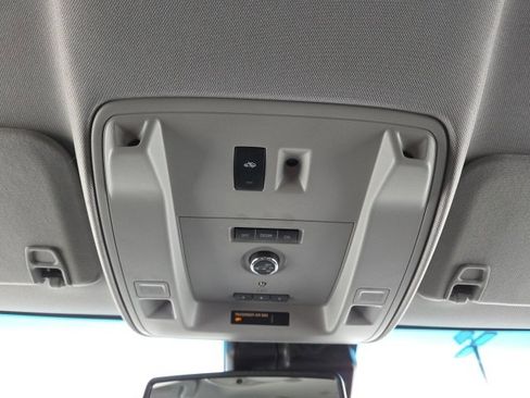 Used 2018 Chevrolet Suburban Premier w/ Max Trailering Package image 16