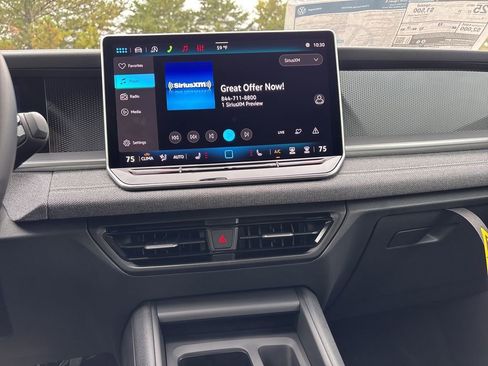 New 2026 Volkswagen Tiguan S image 19