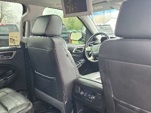 Used 2018 GMC Yukon Denali w/ Open Road Package AWD/4WD image 20