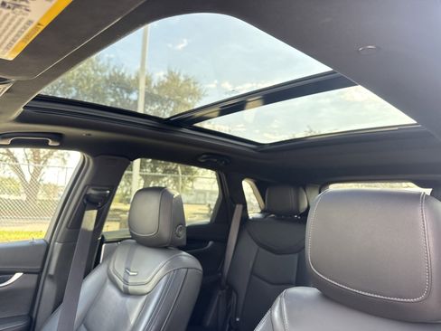 Used 2024 Cadillac XT5 Premium Luxury image 7