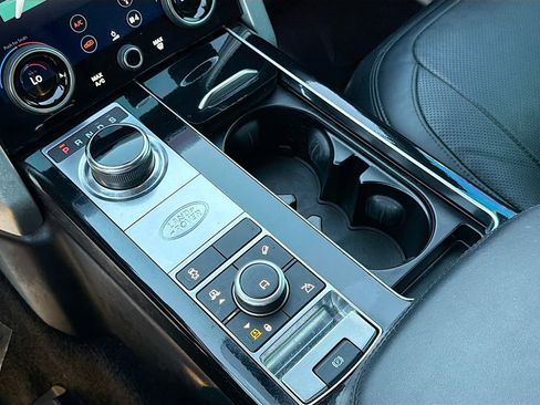 Used 2020 Land Rover Range Rover HSE image 30