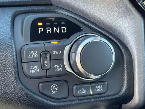New 2026 RAM 1500 Big Horn AWD/4WD image 19
