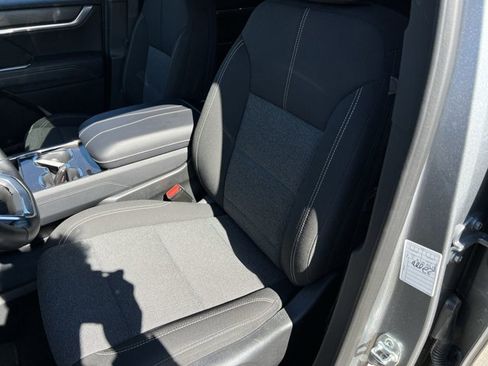 Used 2025 GMC Acadia Elevation image 20