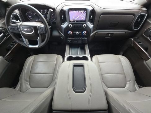 Used 2019 GMC Sierra 1500 SLT w/ SLT Premium Plus Package AWD/4WD image 40