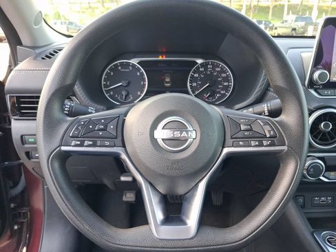 Used 2024 Nissan Sentra SV FWD image 16