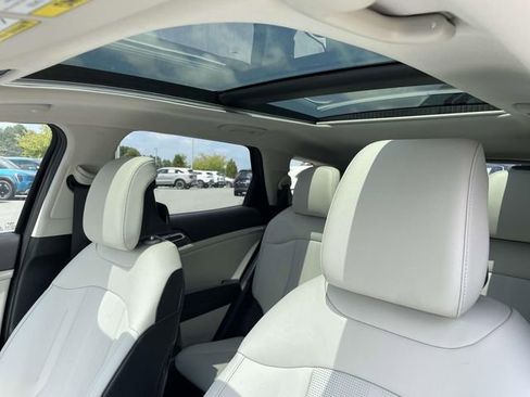 New 2026 Kia Sportage EX w/ EX Panorama Roof Package image 26