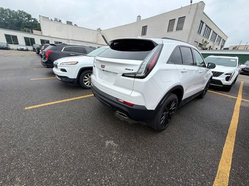 Used 2022 Cadillac XT4 Sport w/ LPO, Onyx Lite Package AWD/4WD image 6