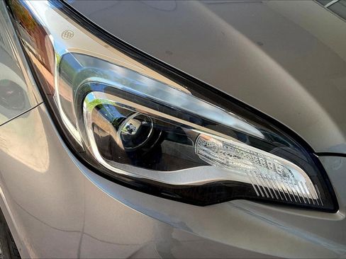 Used 2020 Buick Envision Essence FWD image 30