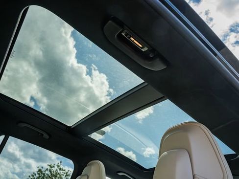 Certified 2024 Mercedes-Benz GLC 300 4MATIC image 32