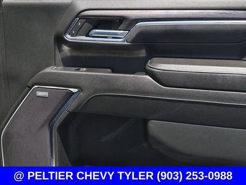 Used 2024 Chevrolet Silverado 2500 LTZ w/ LTZ Plus Package AWD/4WD image 17