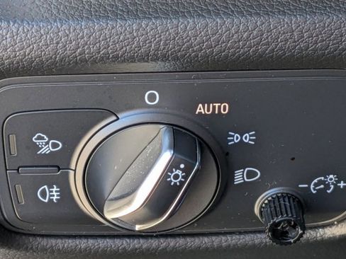 Used 2018 Audi A3 2.0T Premium Plus w/ Premium Plus Package image 11