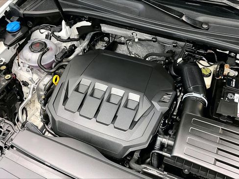 Certified 2024 Audi Q3 2.0T Premium Plus image 32