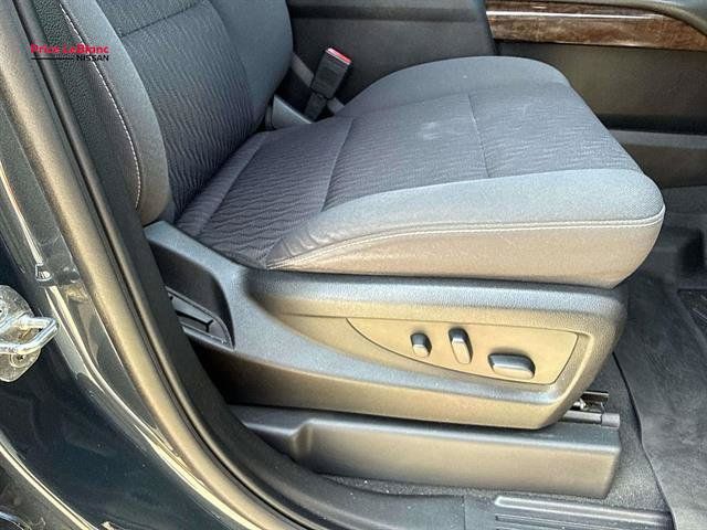 Used 2020 Chevrolet Tahoe LS w/ Enhanced Driver Alert Package RWD image 12