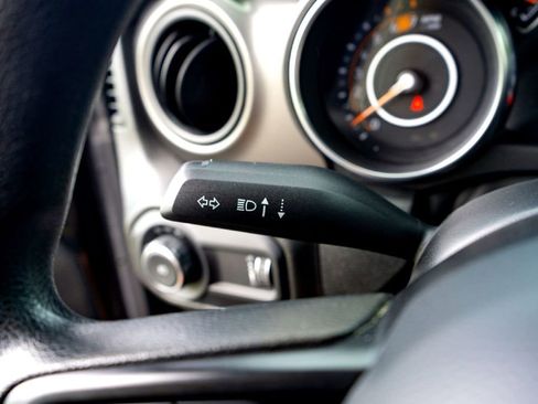 Used 2023 Jeep Wrangler Sport AWD/4WD image 17