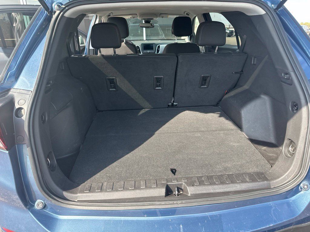Used 2024 Chevrolet Equinox LS w/ LS Convenience Package FWD image 9