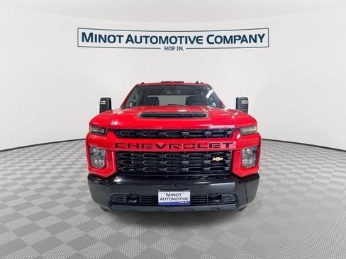 Used 2022 Chevrolet Silverado 2500 Custom w/ Custom Value Package AWD/4WD image 3