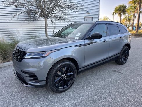 New 2026 Land Rover Range Rover Velar Dynamic SE image 1