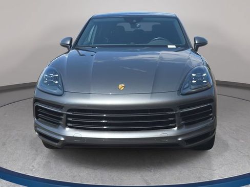 Used 2023 Porsche Cayenne Coupe AWD/4WD image 3