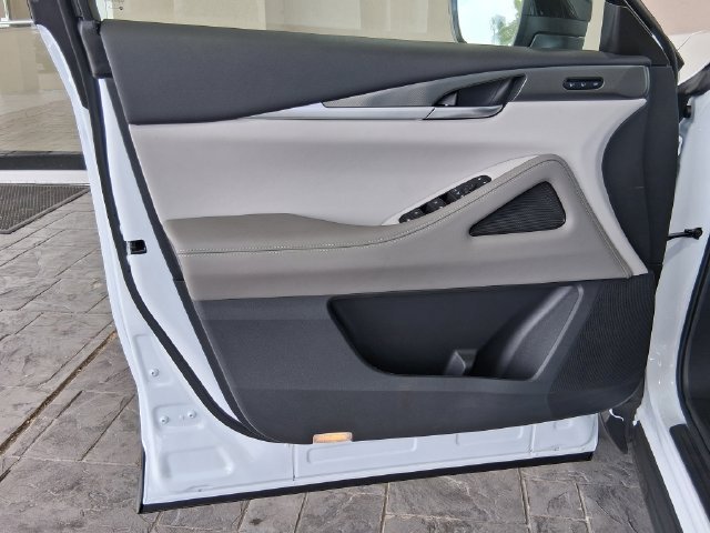 New 2027 INFINITI QX60 Pure w/ Cargo Package FWD image 15