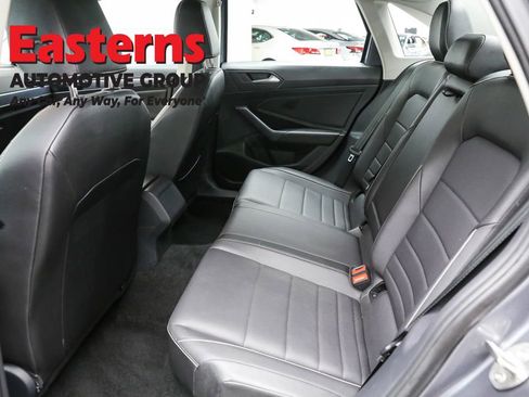 Used 2024 Volkswagen Jetta SE image 20